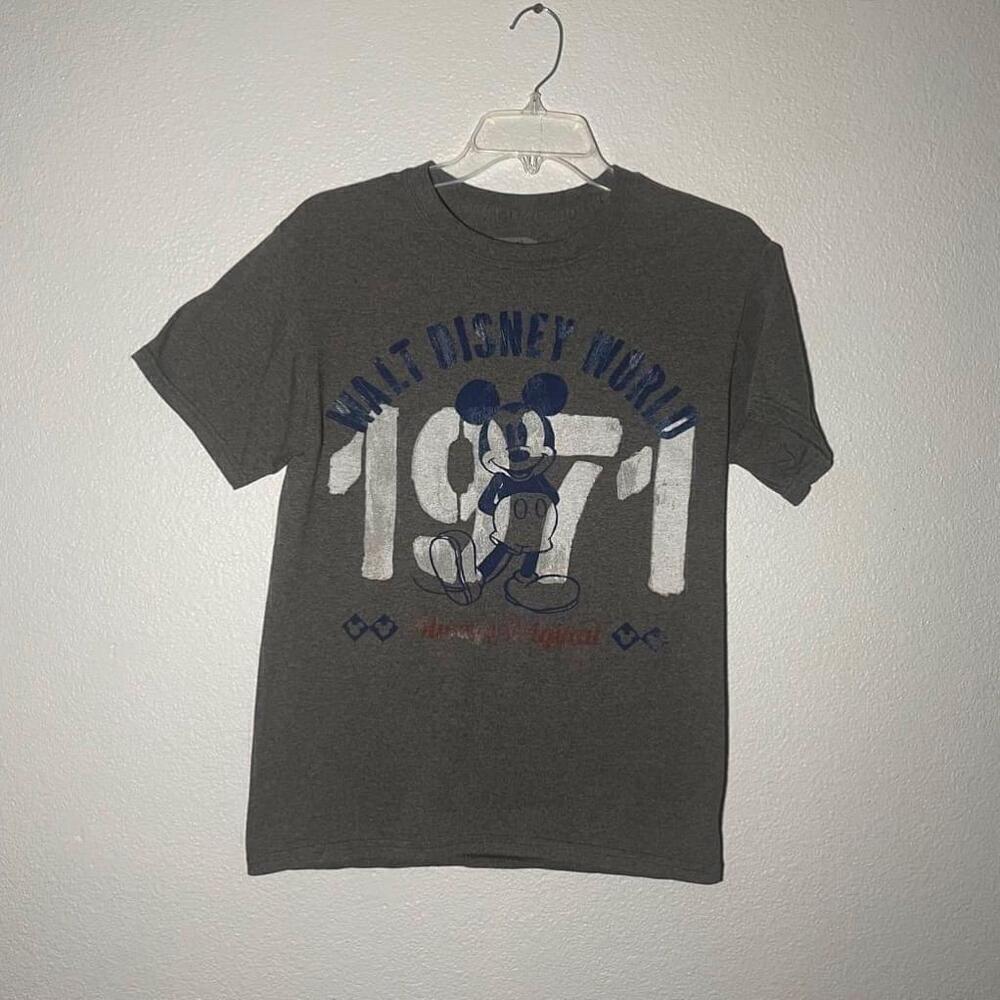 Disney Walt Disney World 1971
Always Original Short Sleeve
TShirt Grey